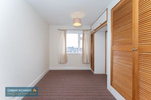Bedroom- click for photo gallery